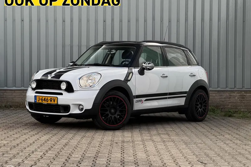 MINI Countryman (2011)