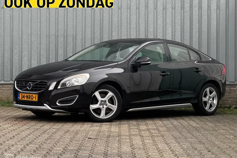 Volvo S60 (2010)
