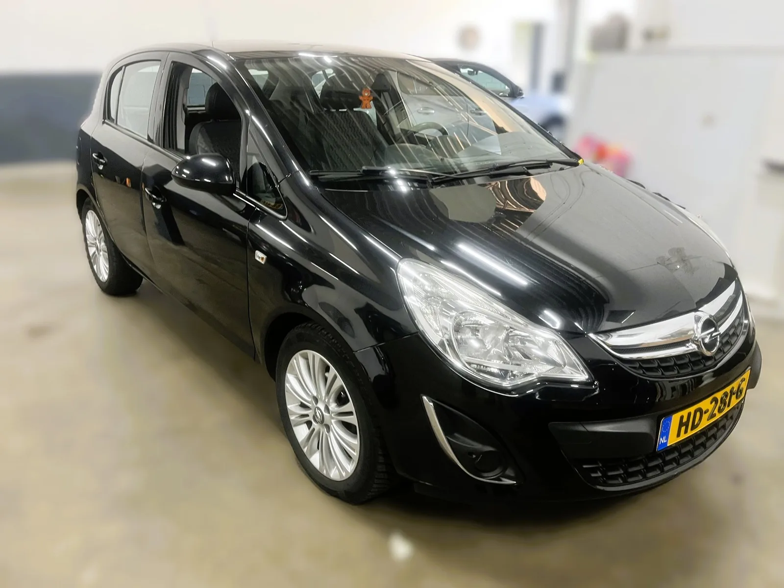 Opel Corsa (2012) — foto 1