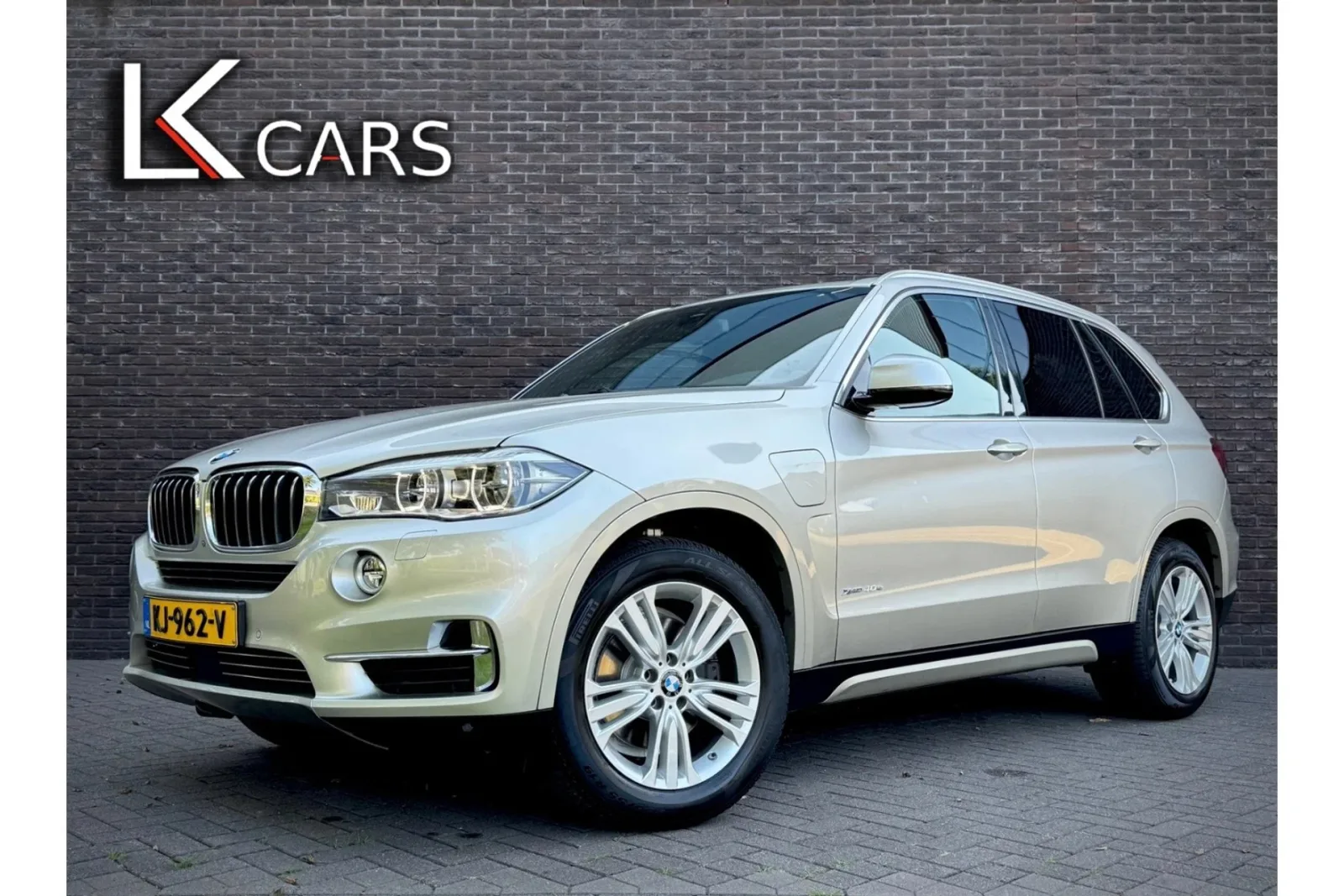 BMW X5 (2016) — foto 1