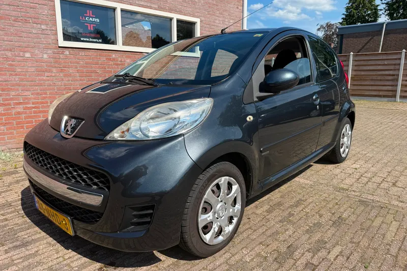 Peugeot 107 (2010)
