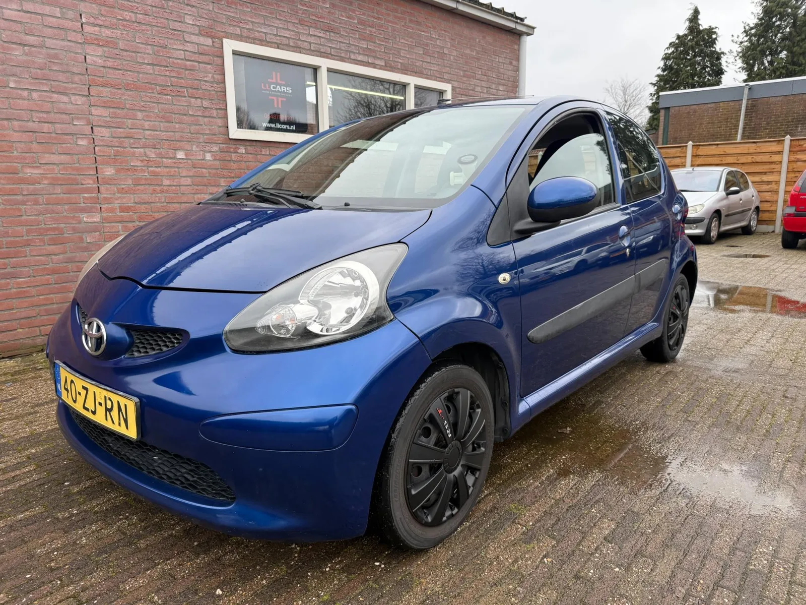 Toyota Aygo (2008) — foto 1
