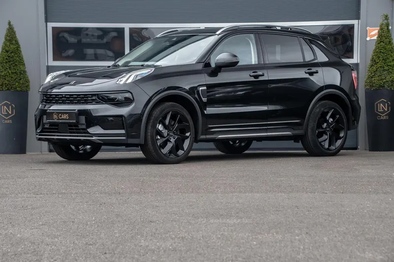 Lynk & Co 01 (2022)