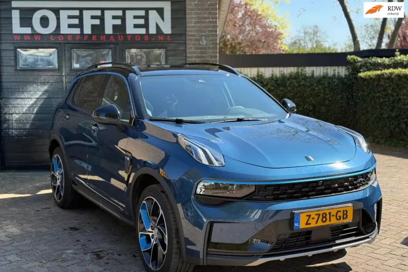Lynk & Co 01 (2024)