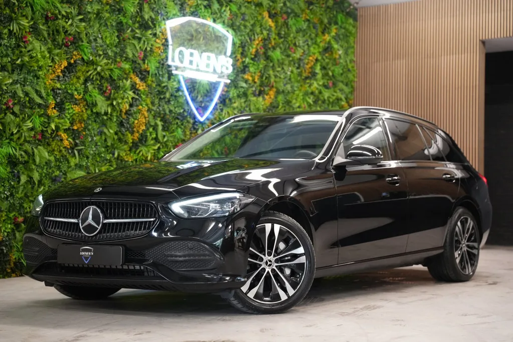Mercedes-Benz C-Klasse (2023) — foto 1