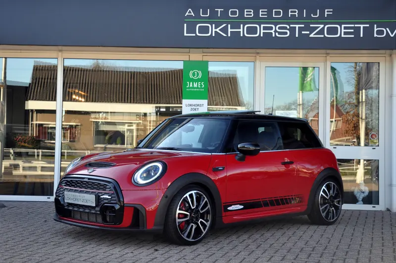 MINI Cooper (2023)
