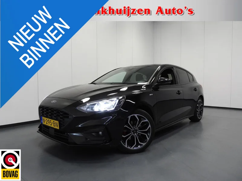 Ford Focus (2021) — foto 1