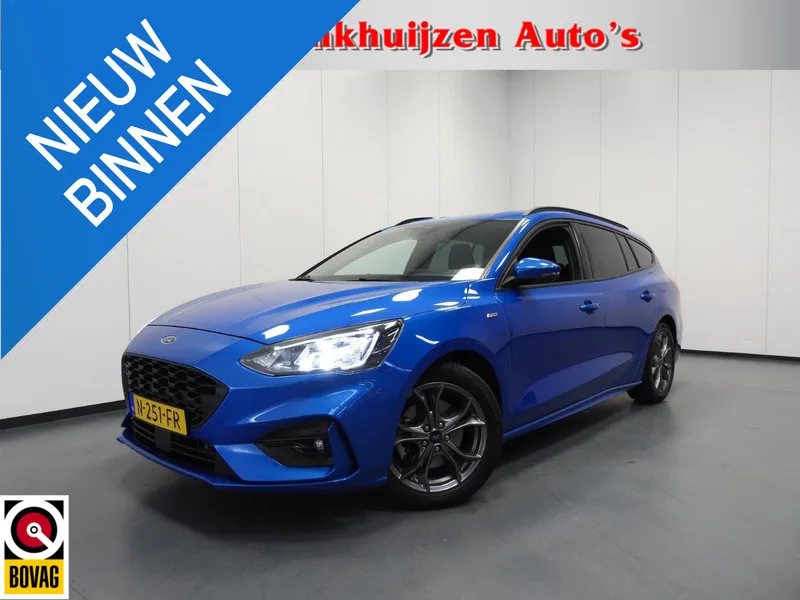 Ford Focus (2021) — foto 1