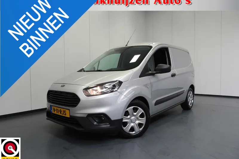 Ford Transit Courier (2023)