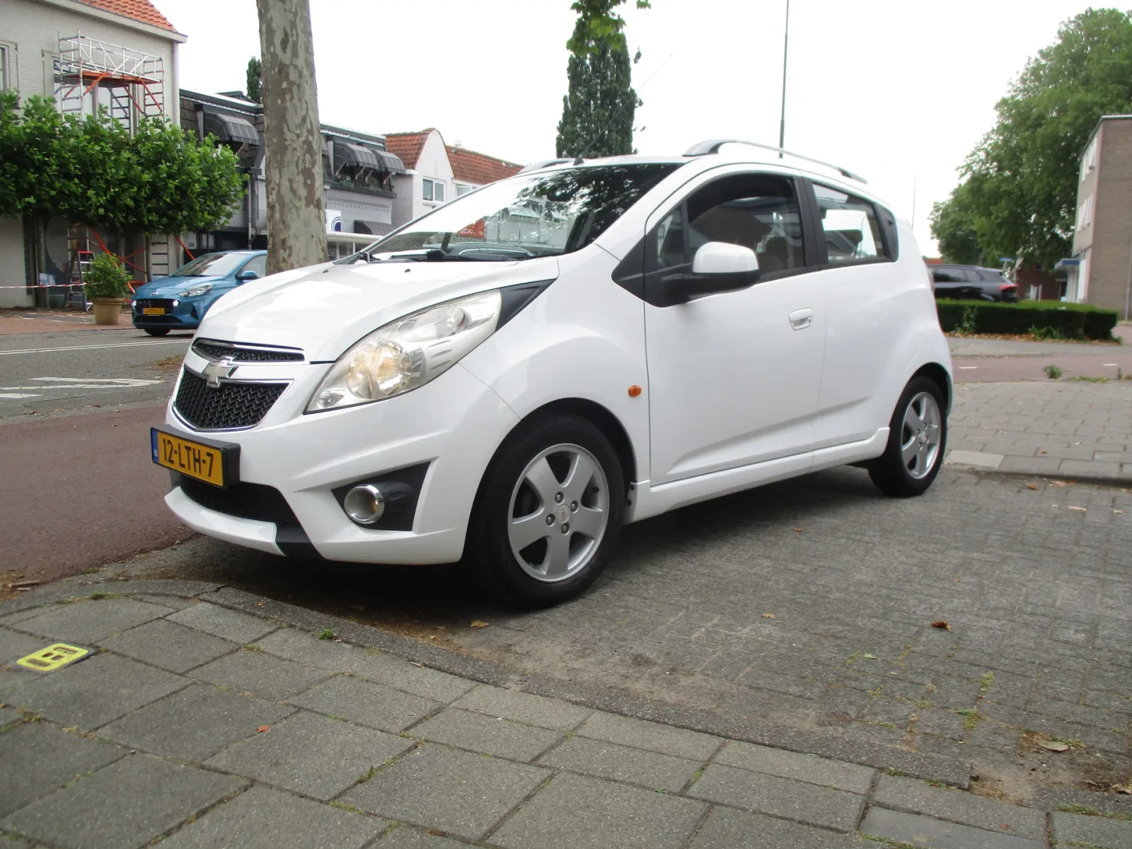 Chevrolet Spark (2010) — foto 1
