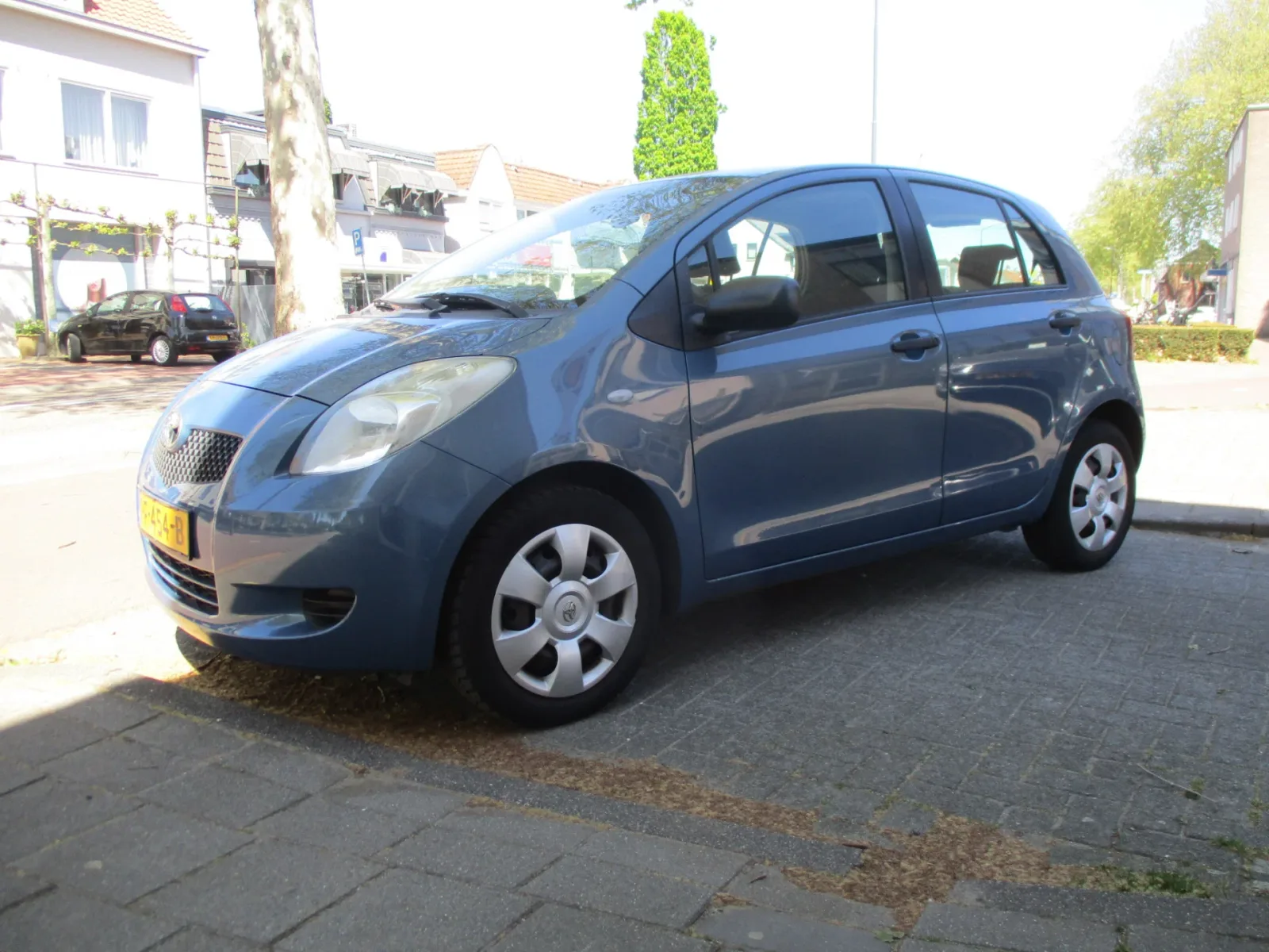 Toyota Yaris (2009) — foto 1