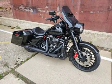 HARLEY-DAVIDSON ROAD (2018) — foto 1