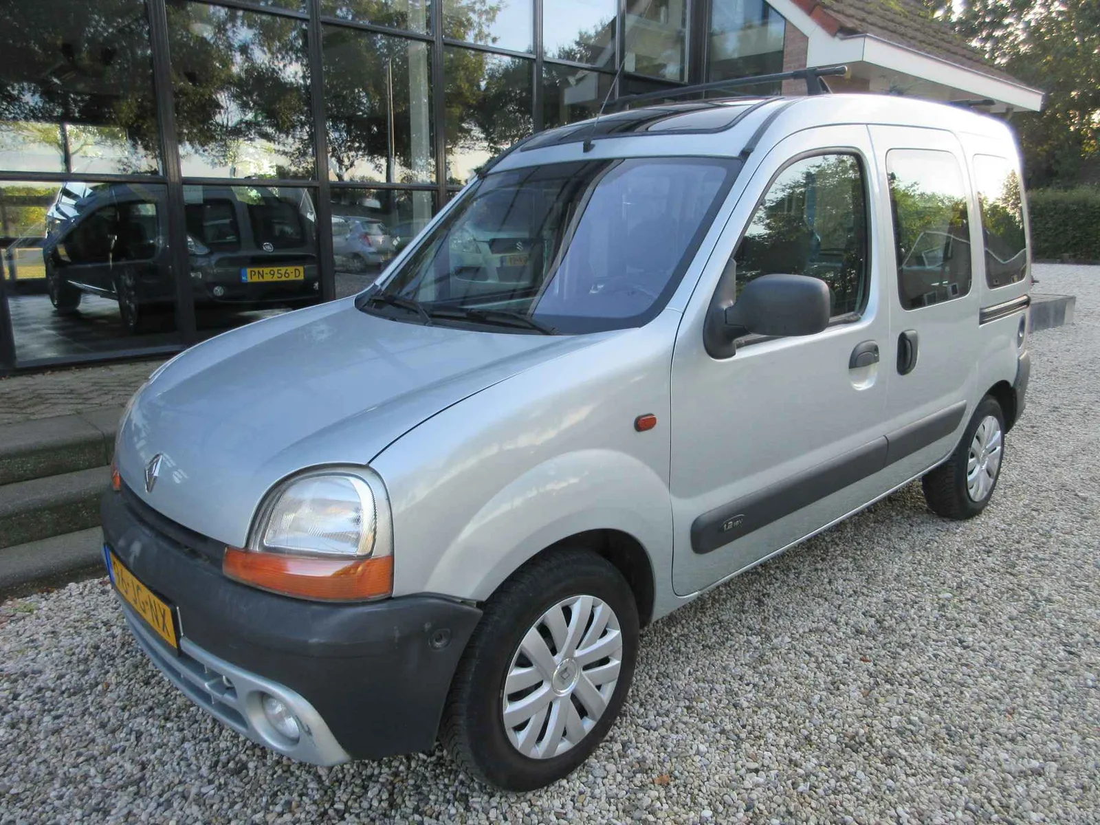 Renault Kangoo (2002) — foto 1