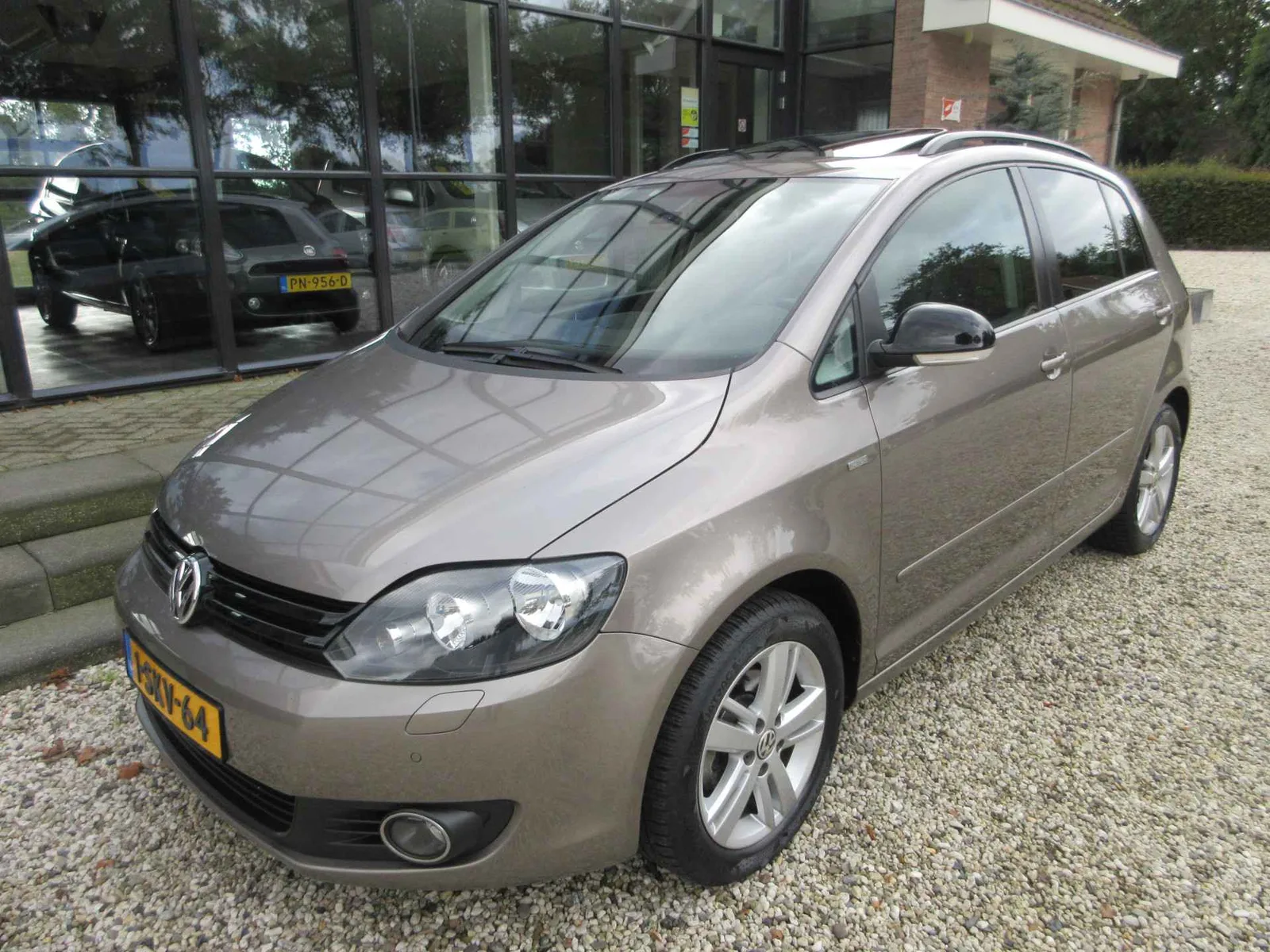 Volkswagen Golf Plus (2012) — foto 1