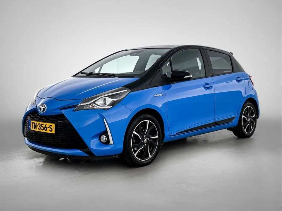 Toyota Yaris (2018) — foto 1