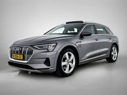 Audi e-tron (2022) — foto 1