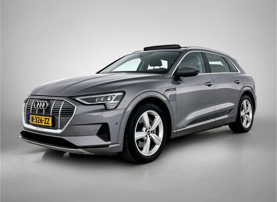 Audi e-tron (2022) — foto 1