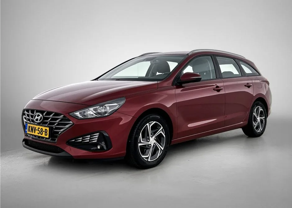 Hyundai i30 (2023) — foto 1
