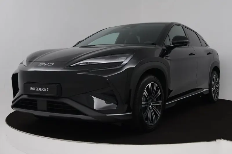 BYD SEALION (2026)