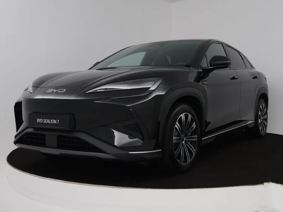 BYD SEALION (2026) — foto 1