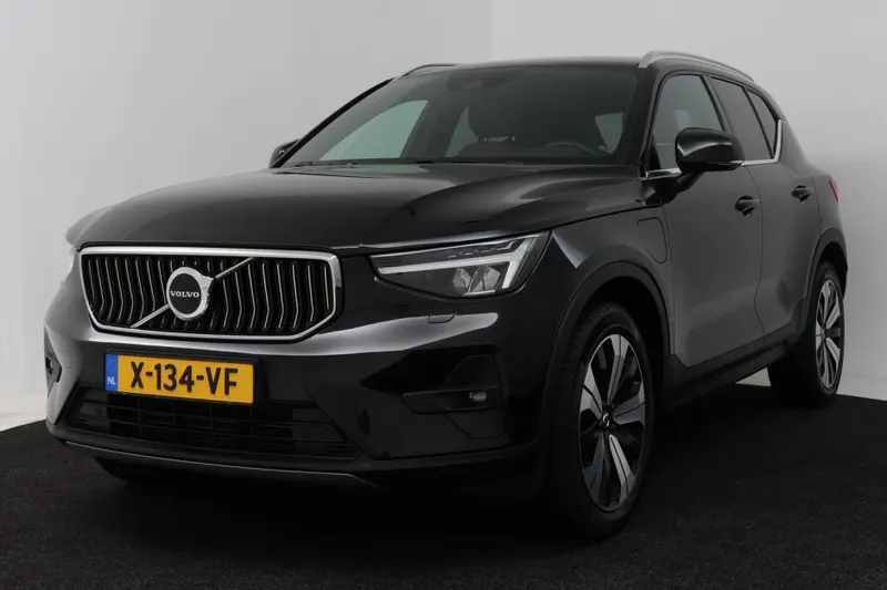 Volvo XC40 (2022)