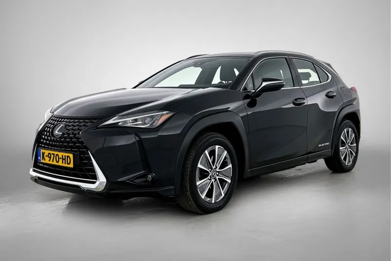 Lexus UX (2020)