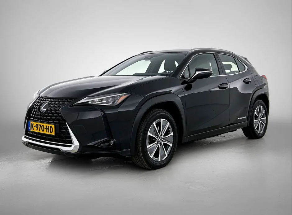 Lexus UX (2020) — foto 1