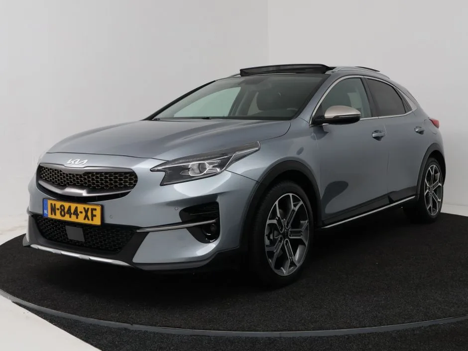 Kia XCeed (2022) — foto 1