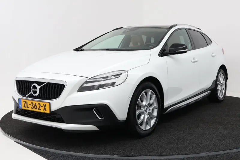 Volvo V40 (2019)