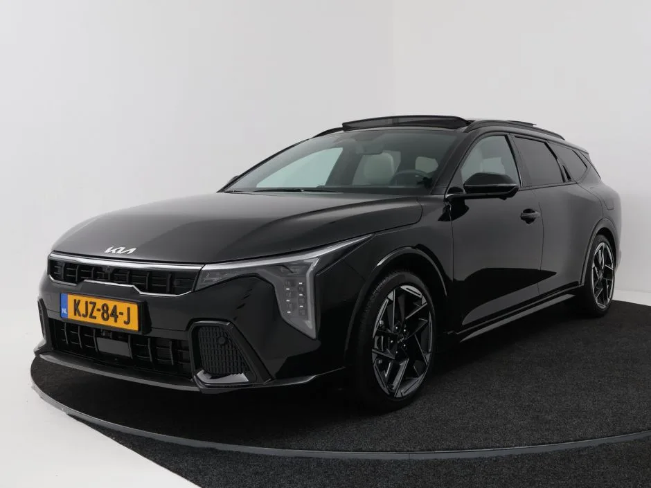 Kia K4 (2026) — foto 1