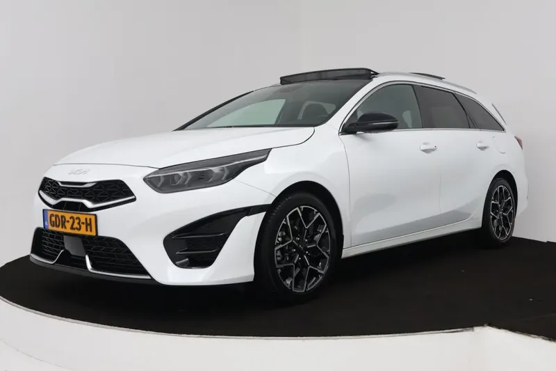 Kia Ceed_Sportswagon (2024)