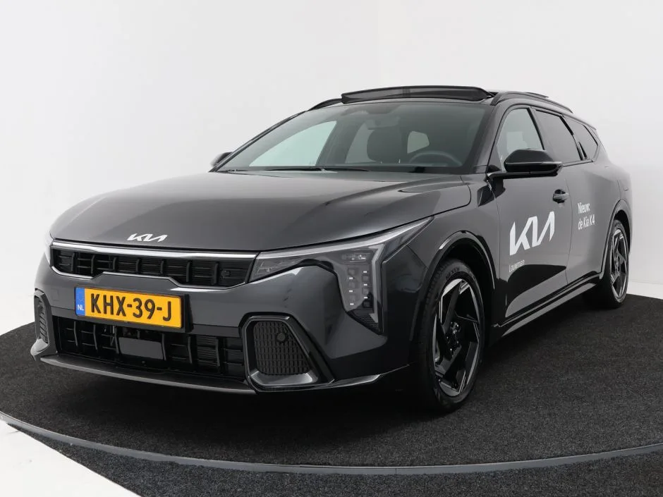 Kia K4 (2026) — foto 1