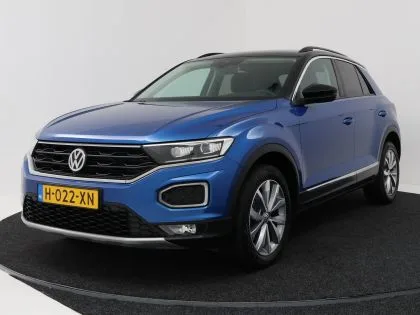 Volkswagen T-Roc (2020) — foto 1