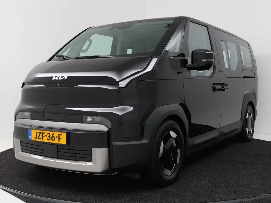 Kia PV5 (2026) — foto 1