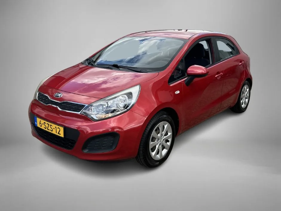 Kia Rio (2014) — foto 1