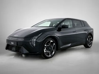 Kia EV4 (2026) — foto 1