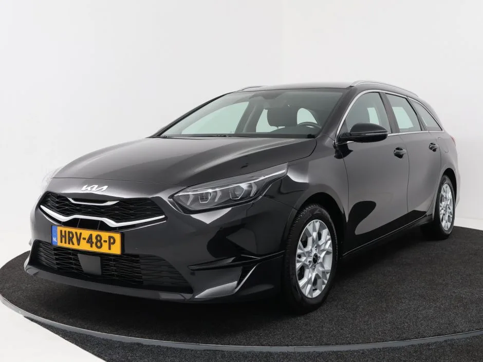 Kia Ceed_Sportswagon (2025) — foto 1
