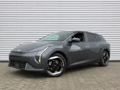 Kia EV4 (2026) — foto 1
