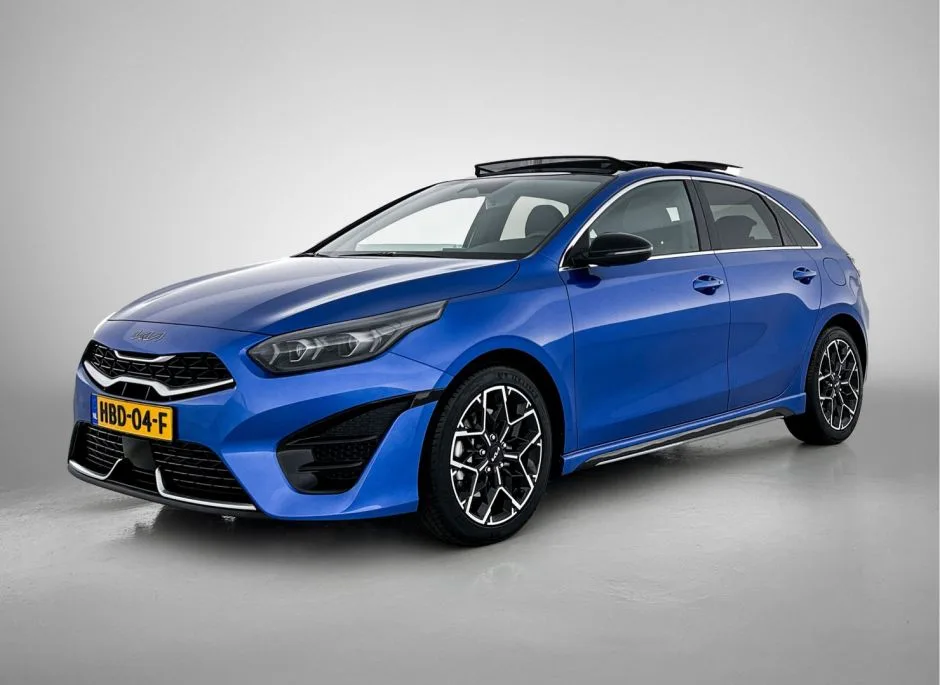 Kia Ceed (2025) — foto 1