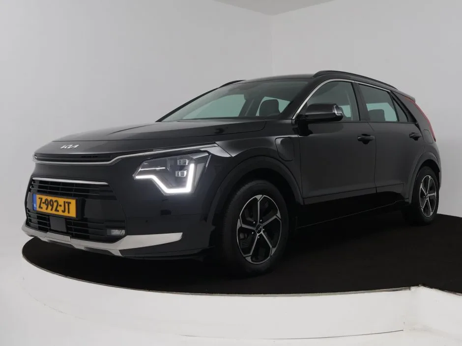 Kia Niro (2023) — foto 1