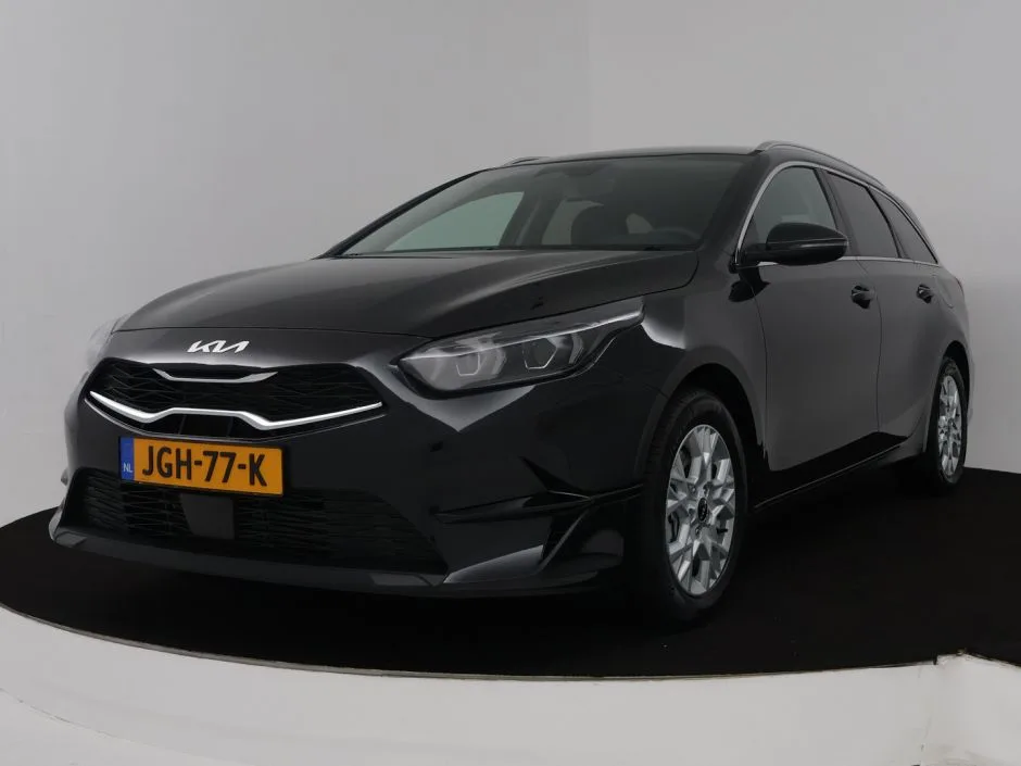 Kia Ceed_Sportswagon (2025) — foto 1