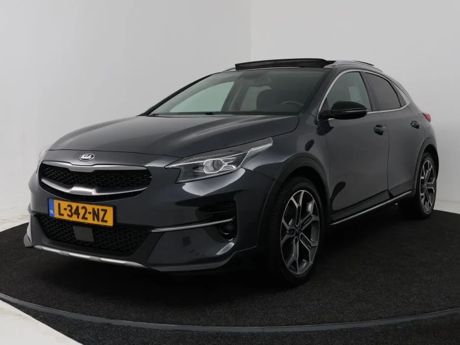 Kia XCeed (2021) — foto 1