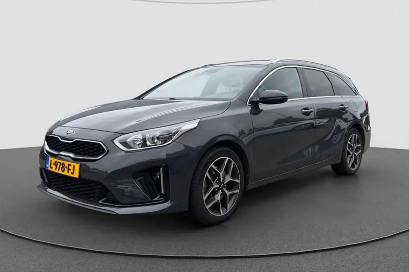 Kia Ceed_Sportswagon (2021)