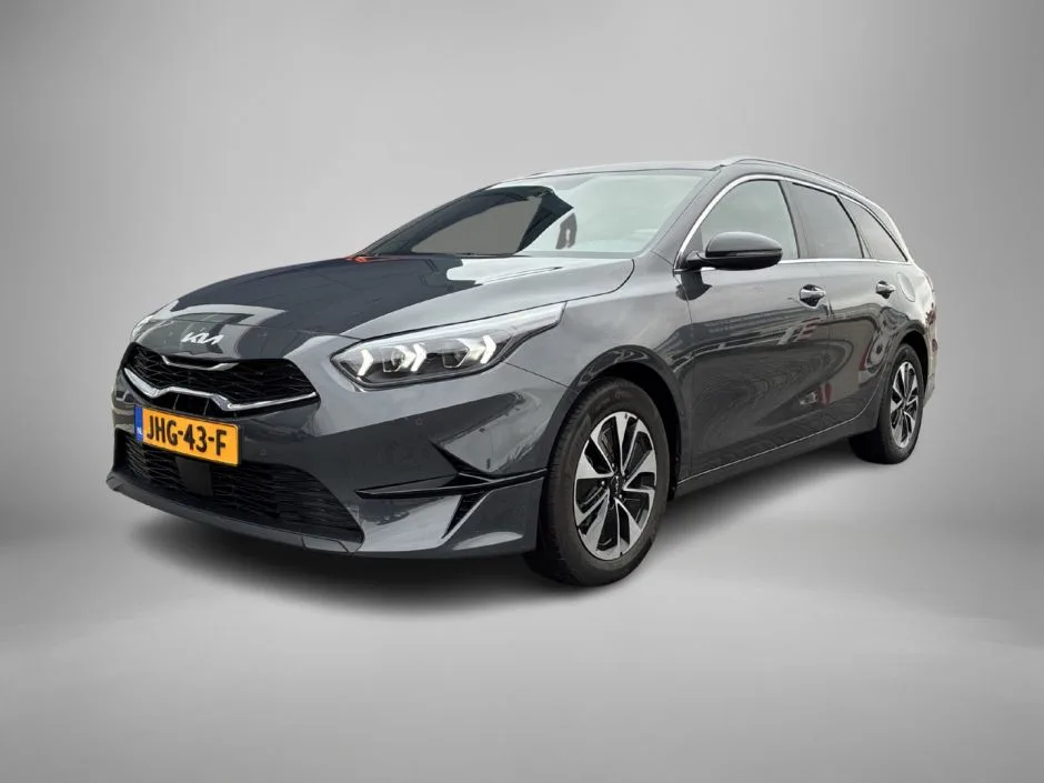 Kia Ceed_Sportswagon (2025) — foto 1