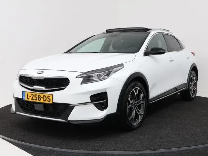 Kia XCeed (2021) — foto 1