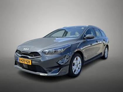 Kia Ceed_Sportswagon (2023) — foto 1