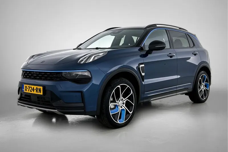 Lynk & Co 01 (2024)