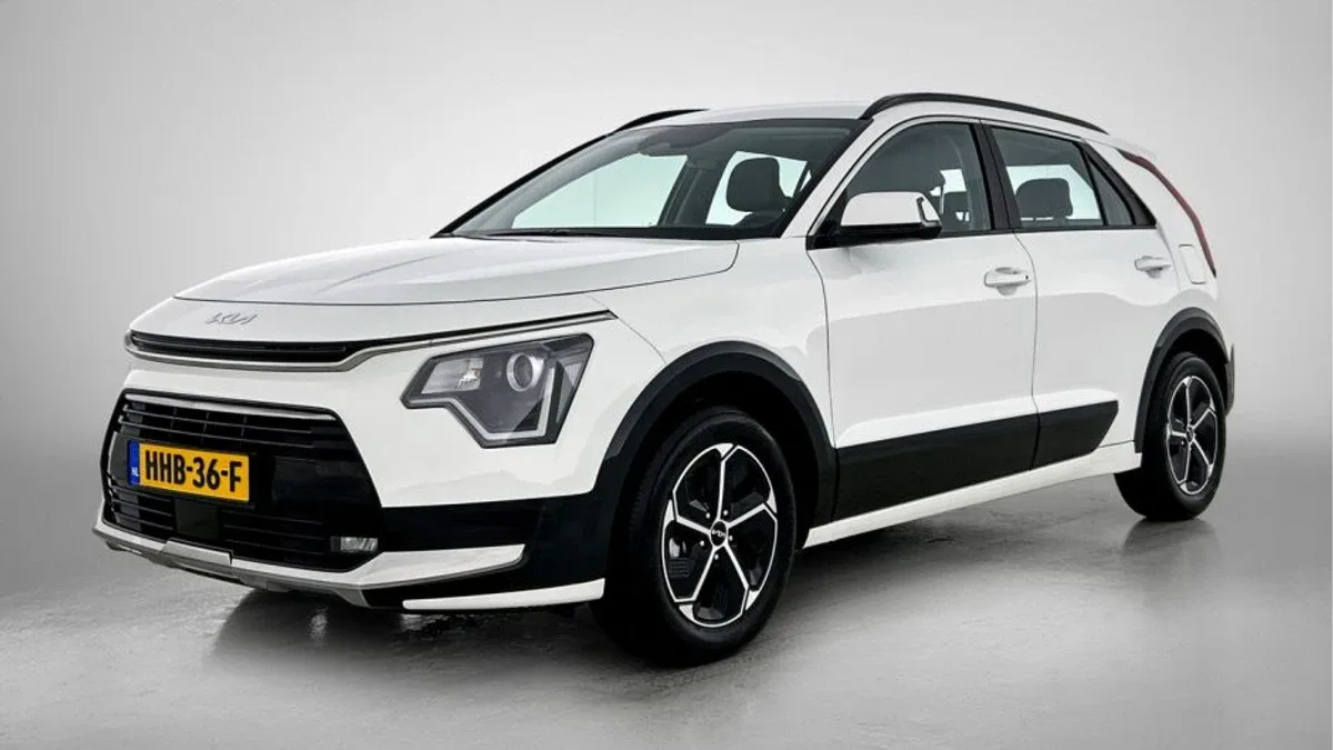 Kia Niro (2025) — foto 1