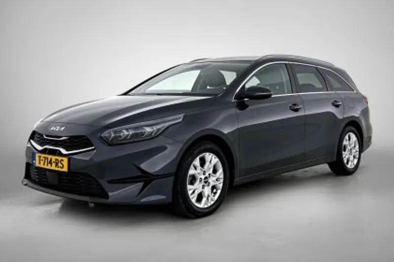 Kia Ceed_Sportswagon (2023)