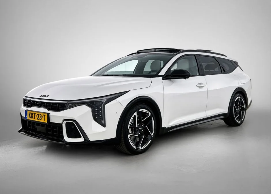 Kia K4 (2026) — foto 1